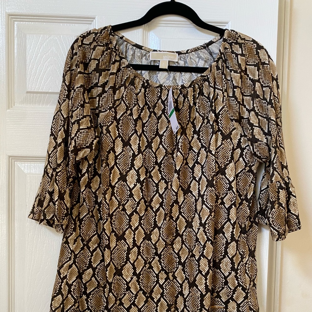 BNWT Michael Kors top